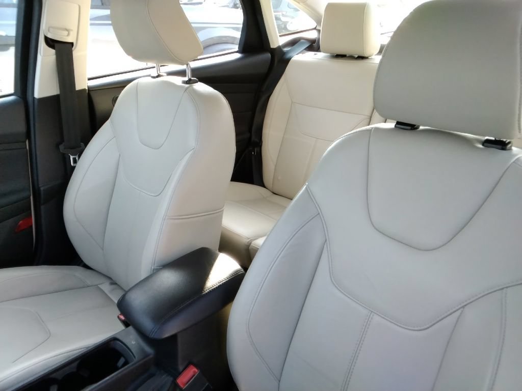 Used 2018 Ford Focus Titanium FWD image 9