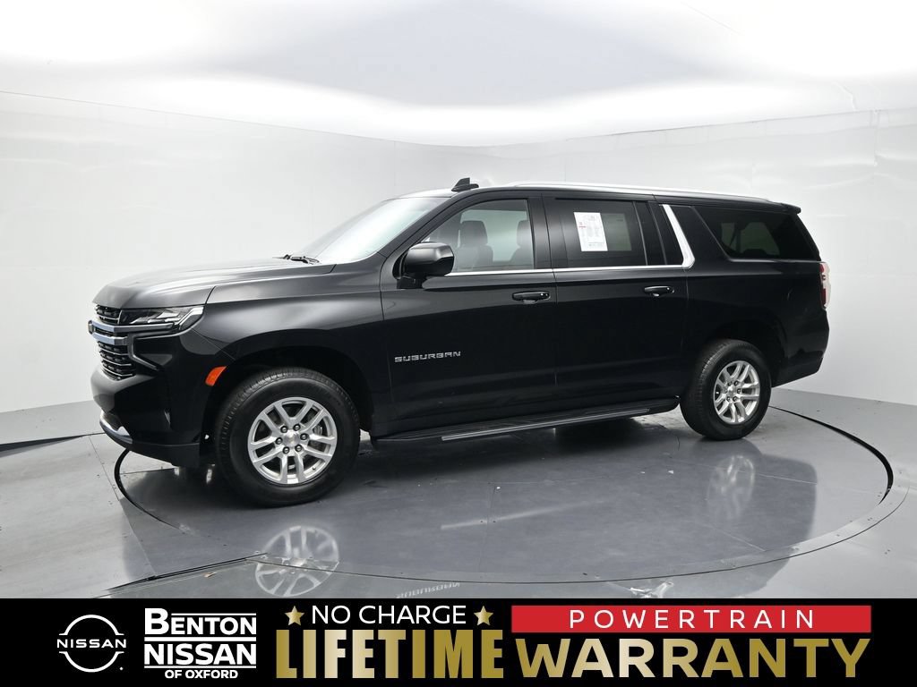 Used 2024 Chevrolet Suburban LT AWD/4WD image 1