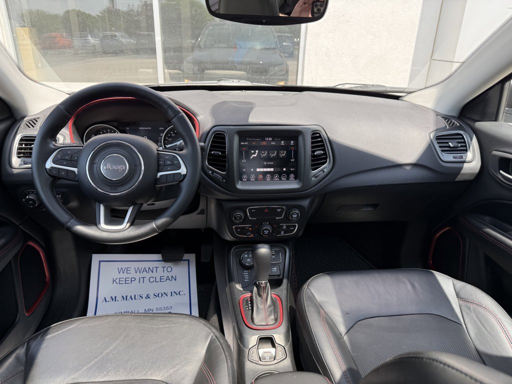 Used 2018 Jeep Compass Trailhawk w/ Leather Interior Group AWD/4WD image 20