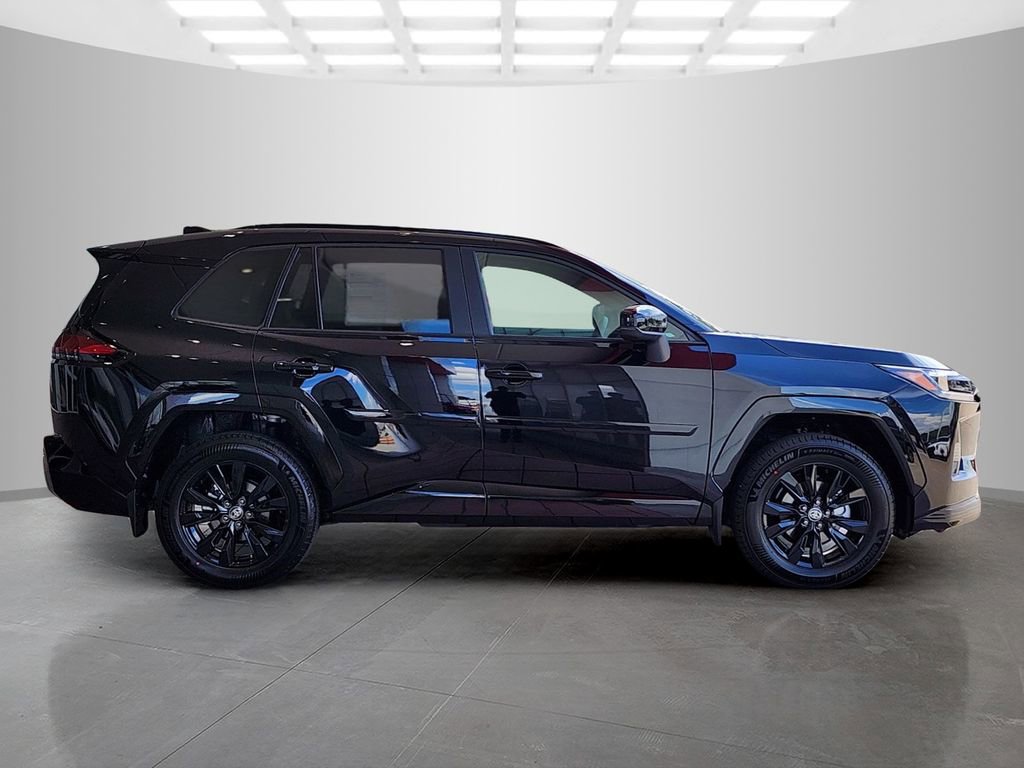 New 2026 Toyota RAV4 SE FWD image 2
