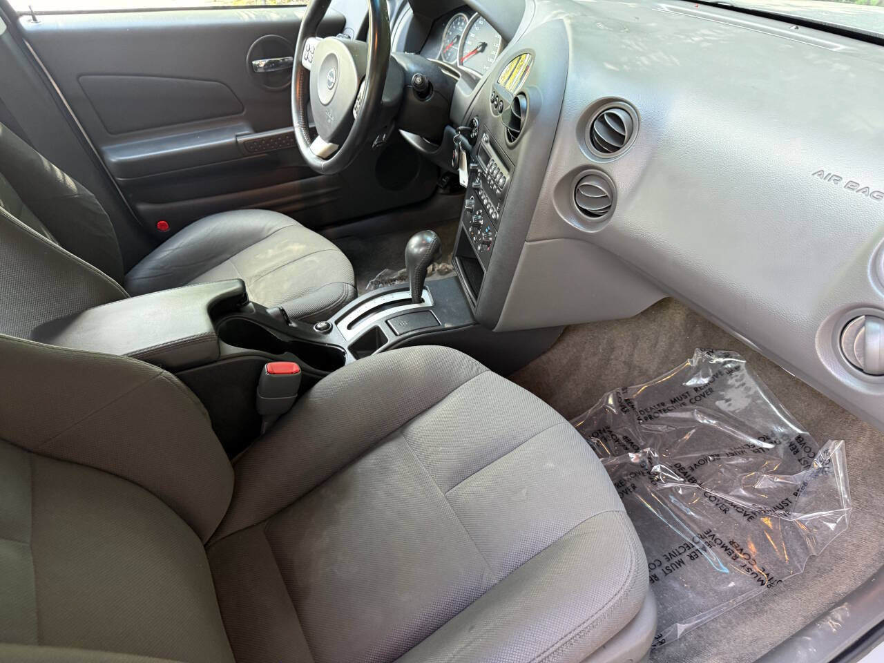 Used 2004 Pontiac Grand Prix GTP FWD image 5