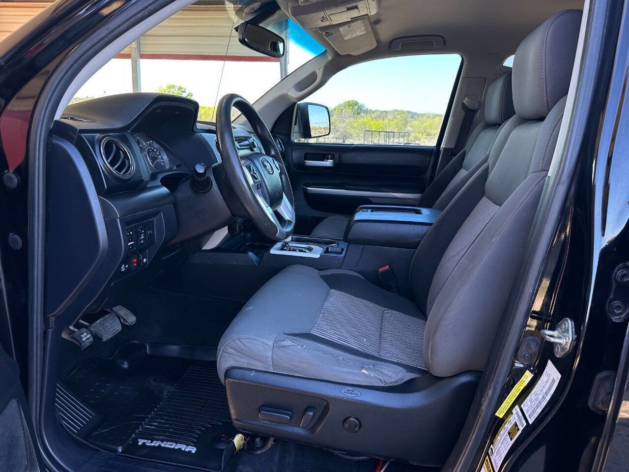 Used 2017 Toyota Tundra SR5 w/ SR5 Upgrade Package image 10
