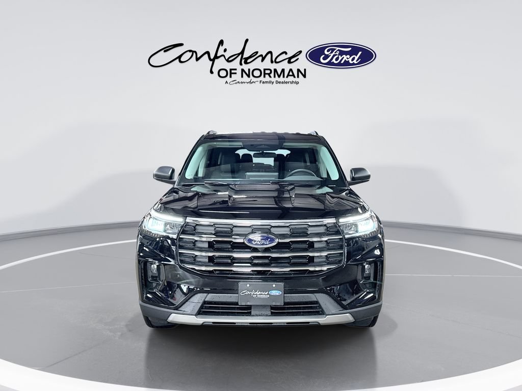 New 2026 Ford Explorer Active w/ Active Comfort Package AWD/4WD image 2