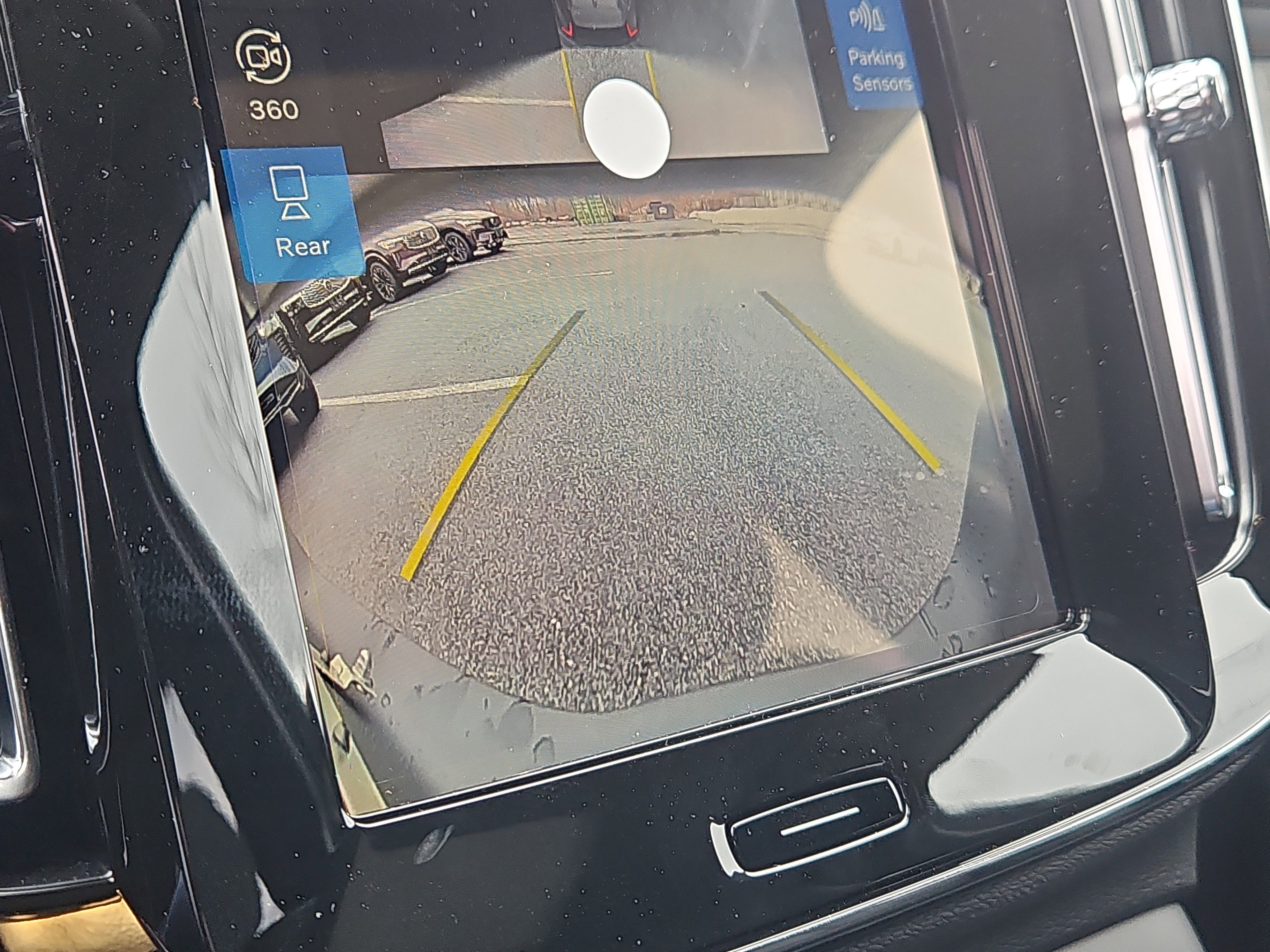 New 2026 Volvo XC40 B5 Ultra w/ Protection Package Premier image 7