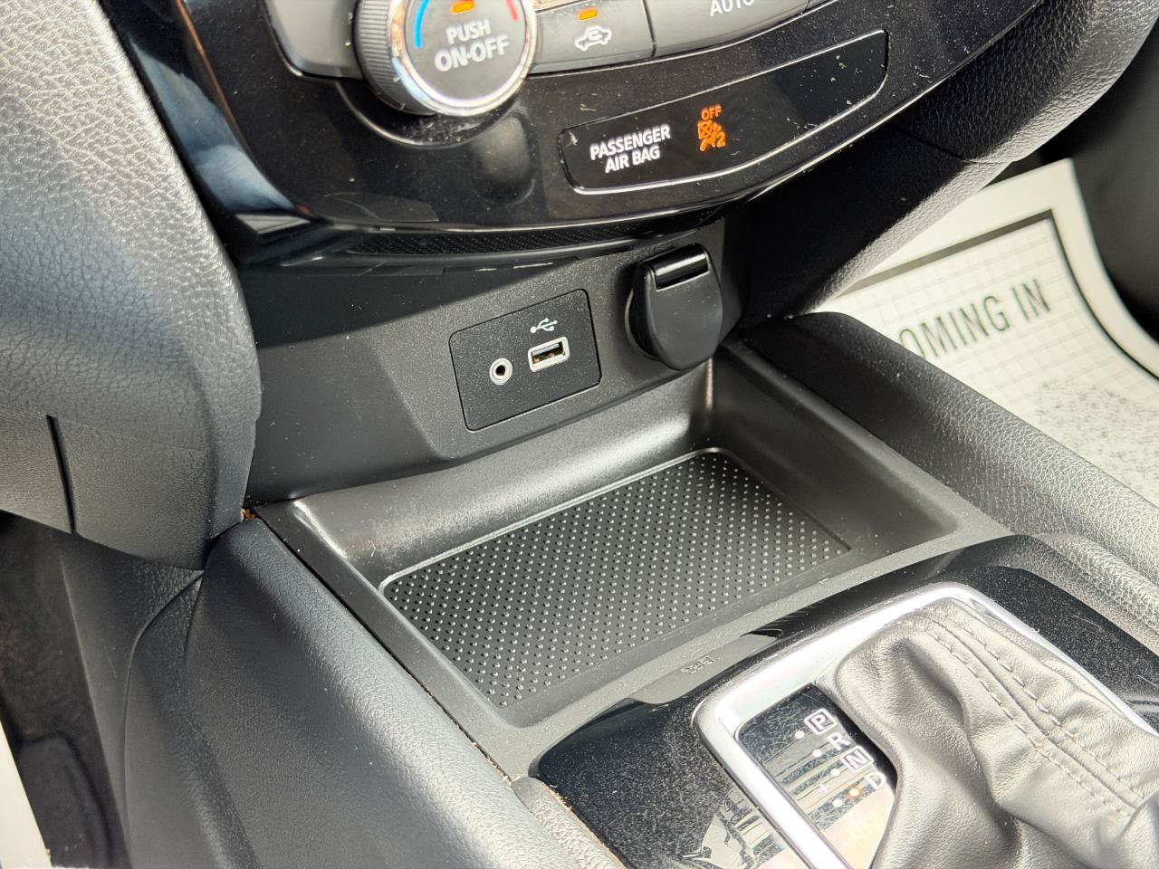 Used 2018 Nissan Rogue SV AWD/4WD image 22