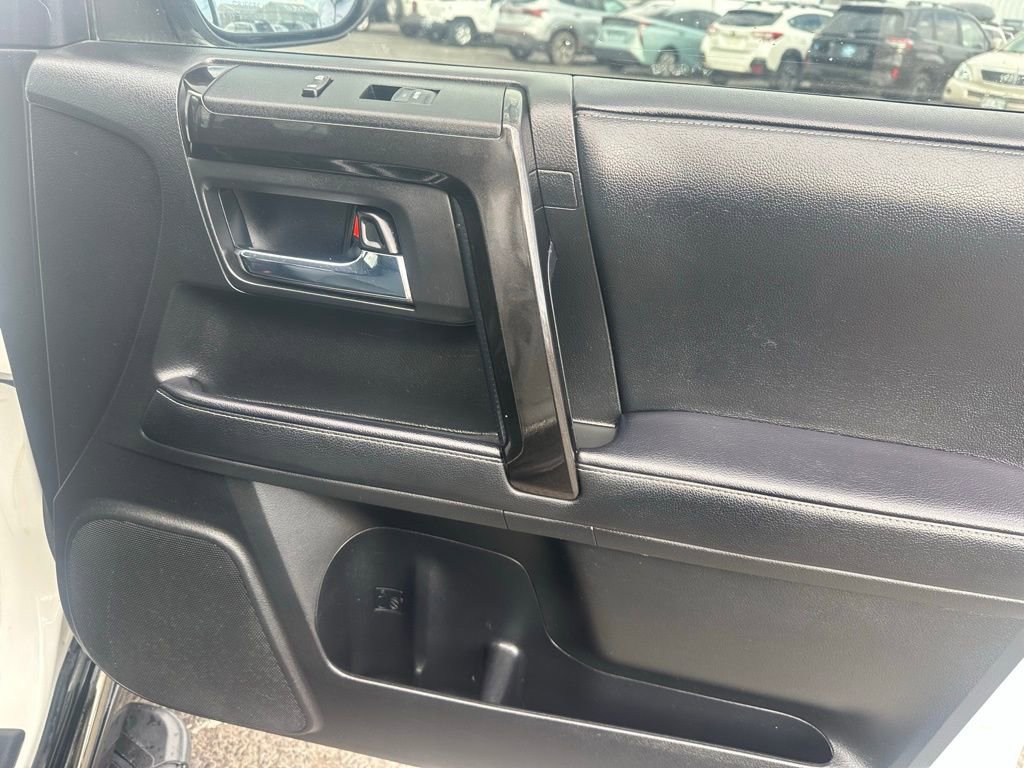 Used 2020 Toyota 4Runner SR5 image 12