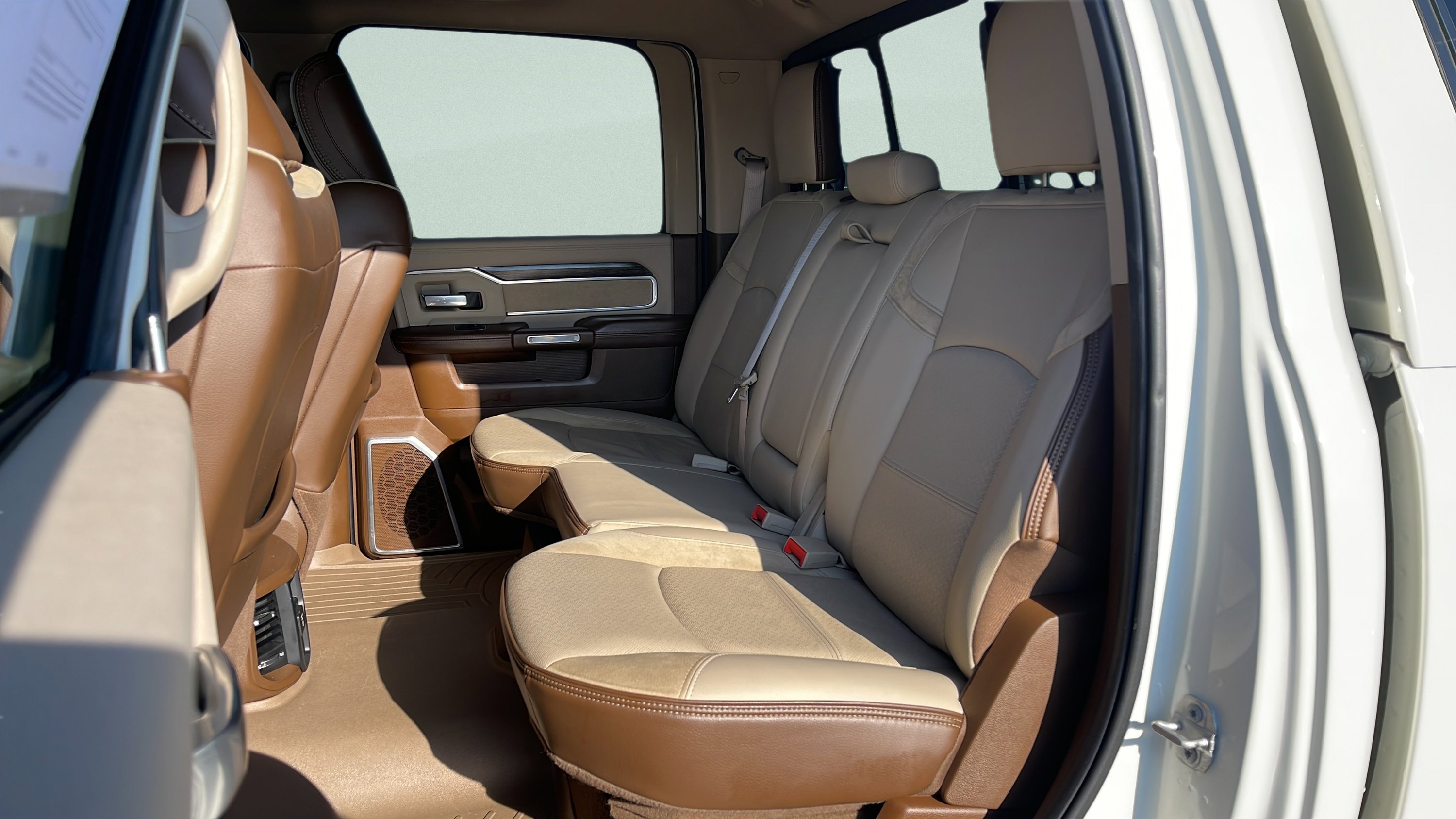 Used 2019 RAM 2500 Laramie image 52