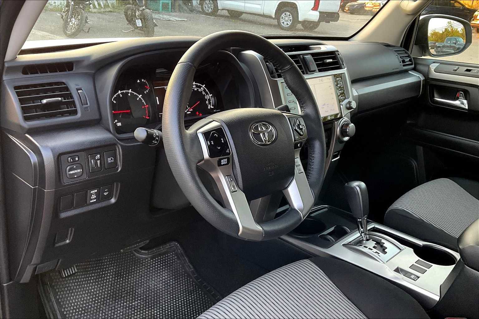 Certified 2024 Toyota 4Runner SR5 image 16