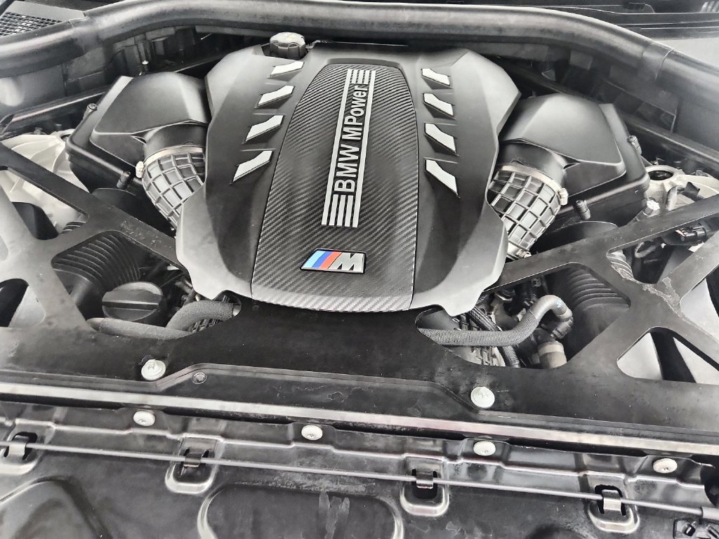 Used 2023 BMW X5 M w/ Executive Package AWD/4WD image 38