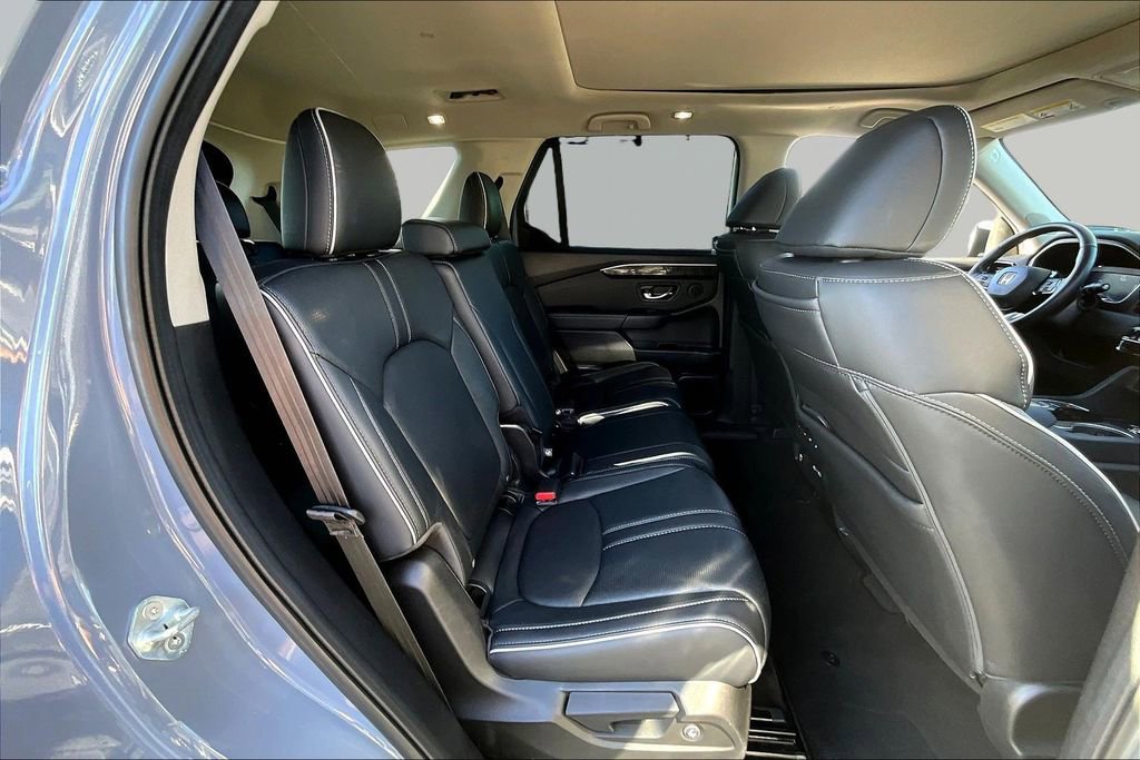 Used 2023 Honda Pilot Elite image 25