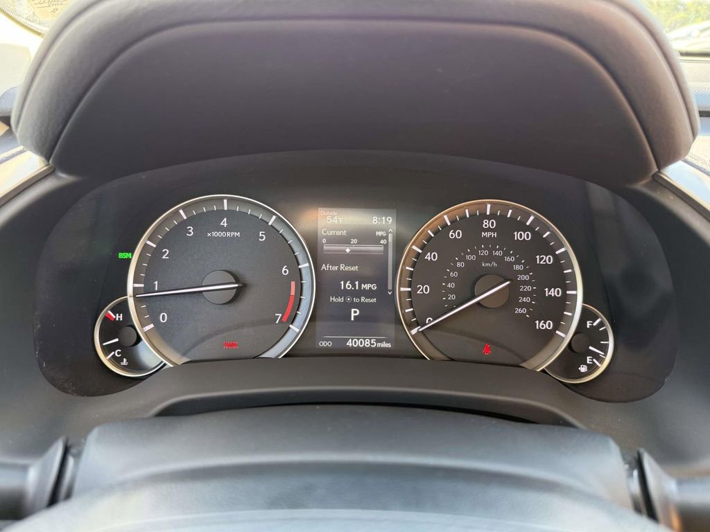 Used 2022 Lexus RX 350L Premium w/ Premium Package image 29