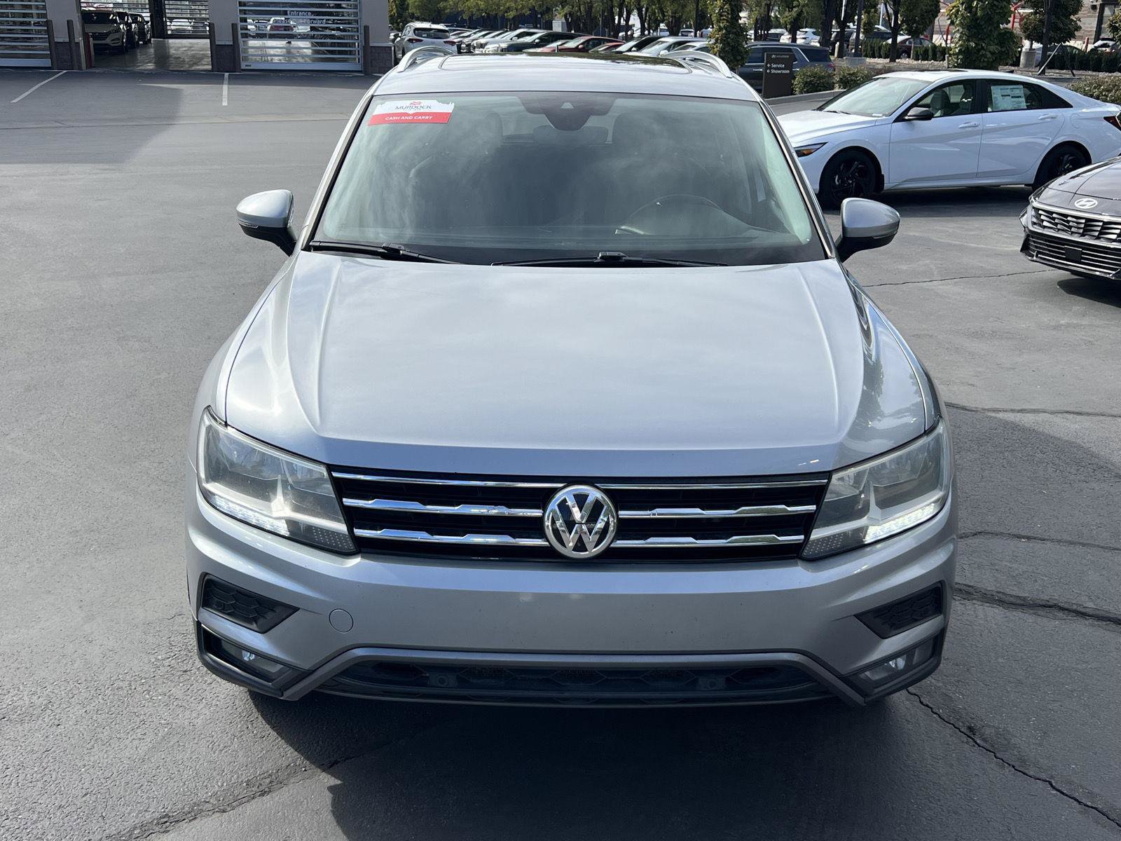 Used 2020 Volkswagen Tiguan SEL w/ 3rd Row Seat Package AWD/4WD image 12