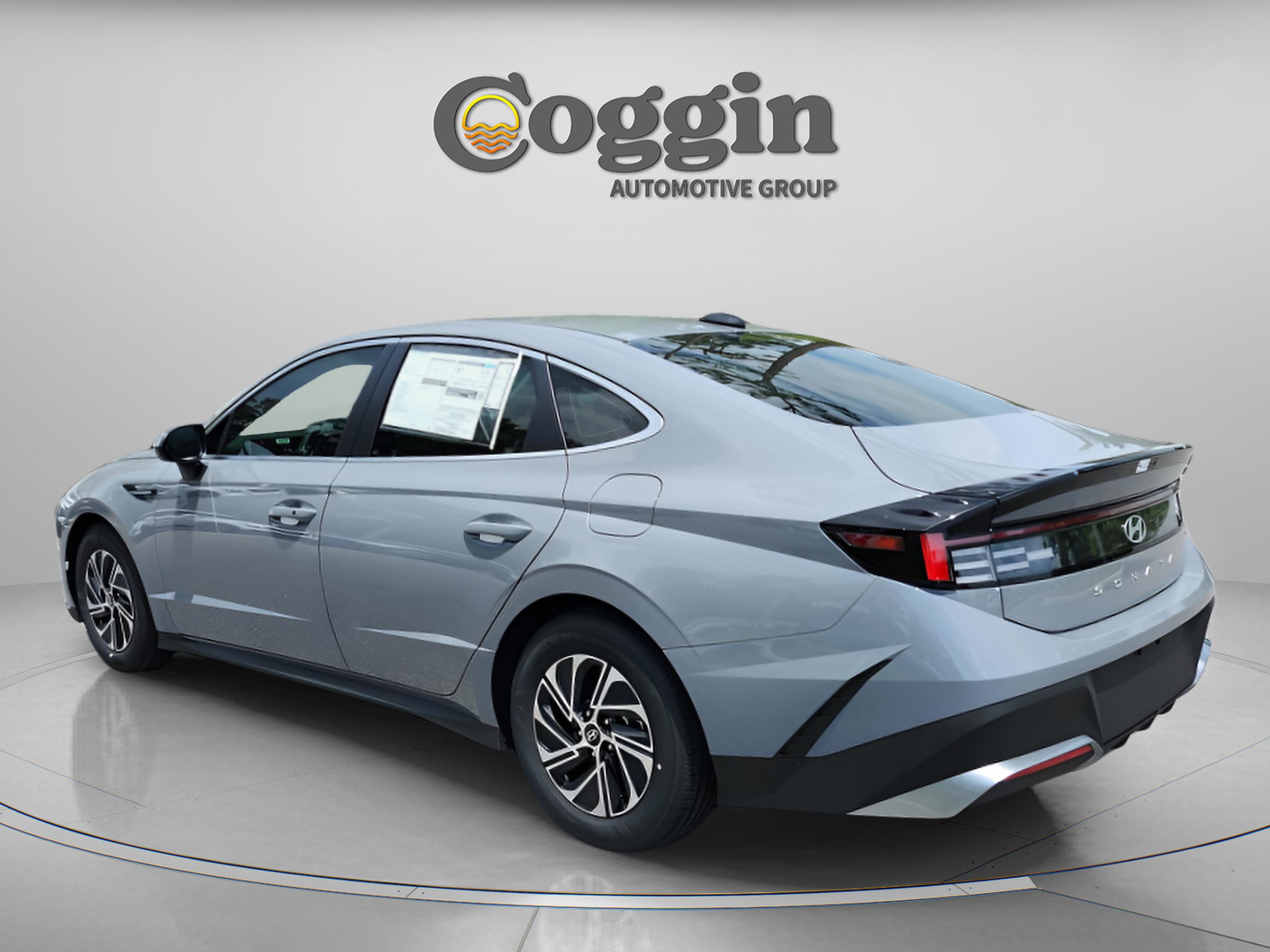 New 2026 Hyundai Sonata Blue FWD image 3