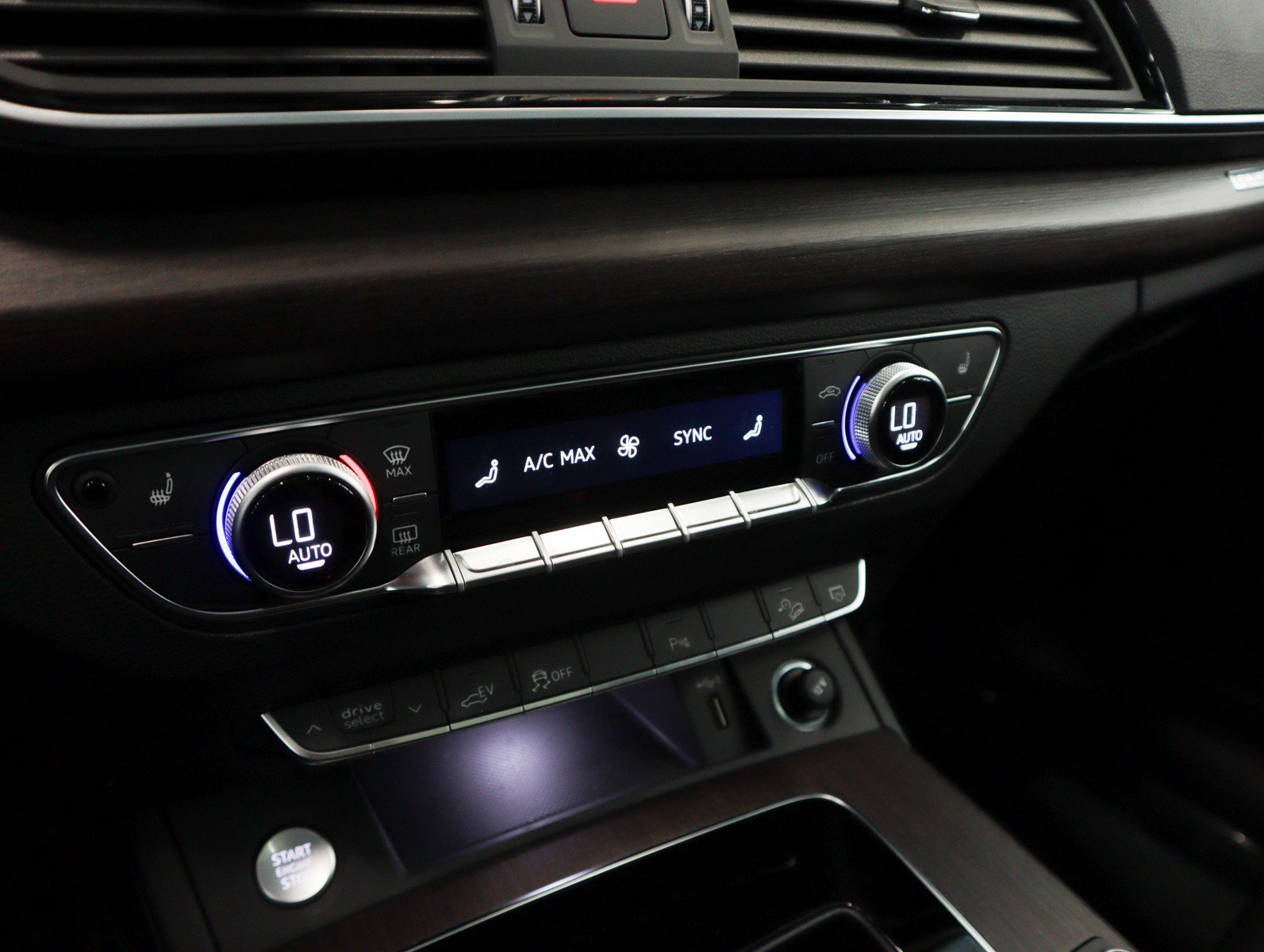 Certified 2025 Audi Q5 e Premium AWD/4WD image 19