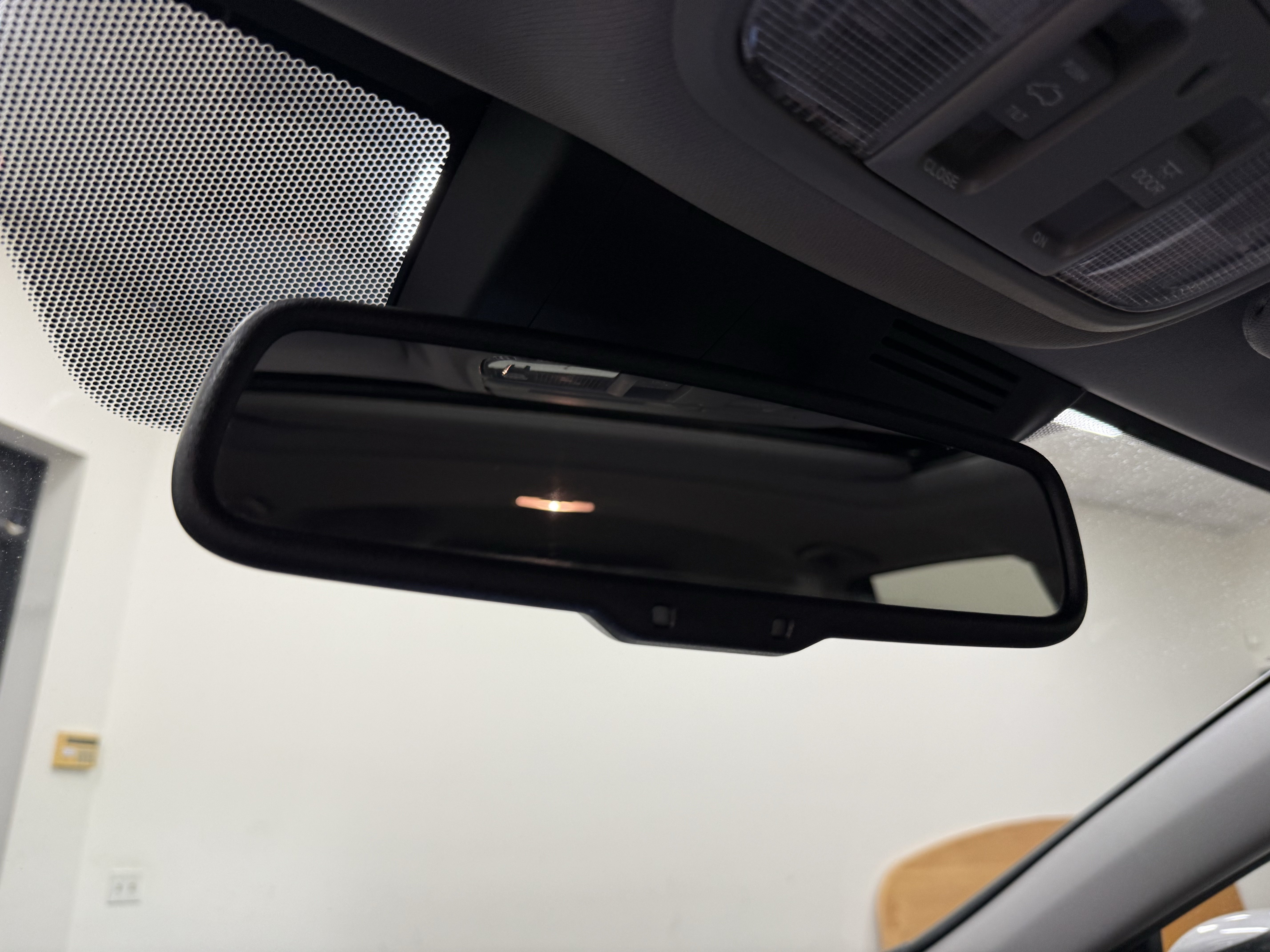Used 2022 Honda CR-V Touring image 25