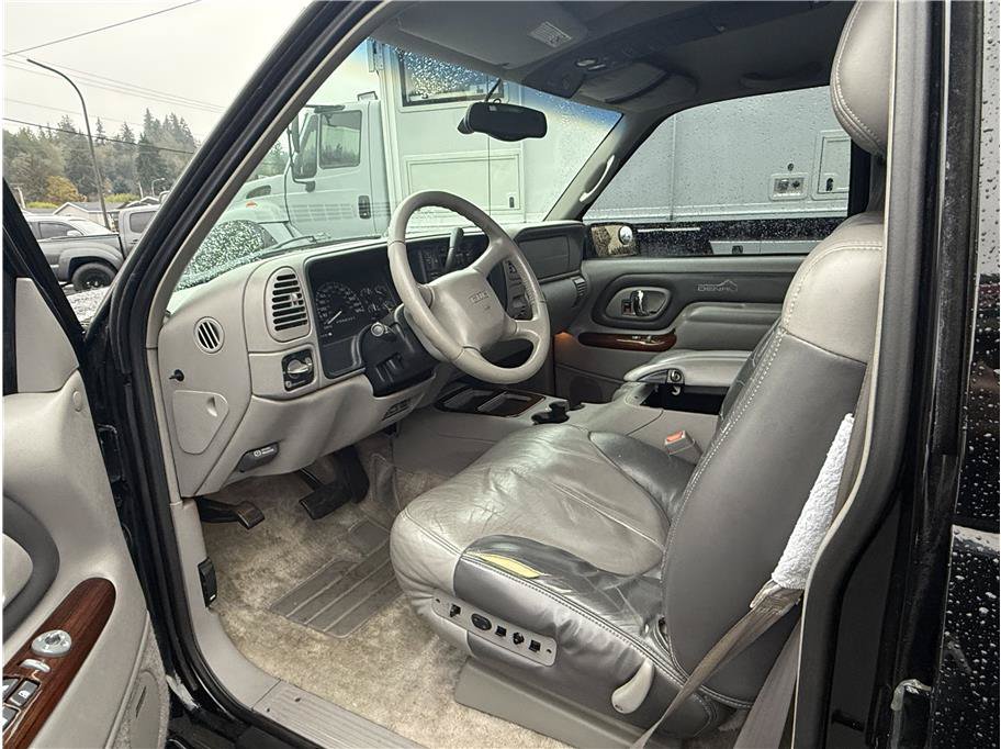 Used 1999 GMC Yukon Denali AWD/4WD image 20