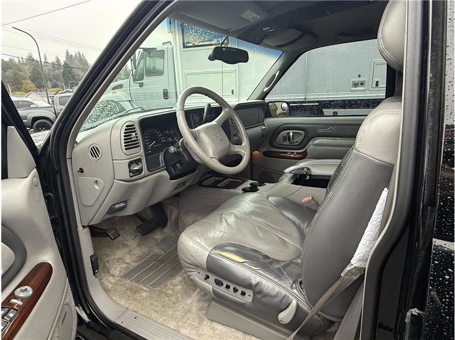 Used 1999 GMC Yukon Denali image 20