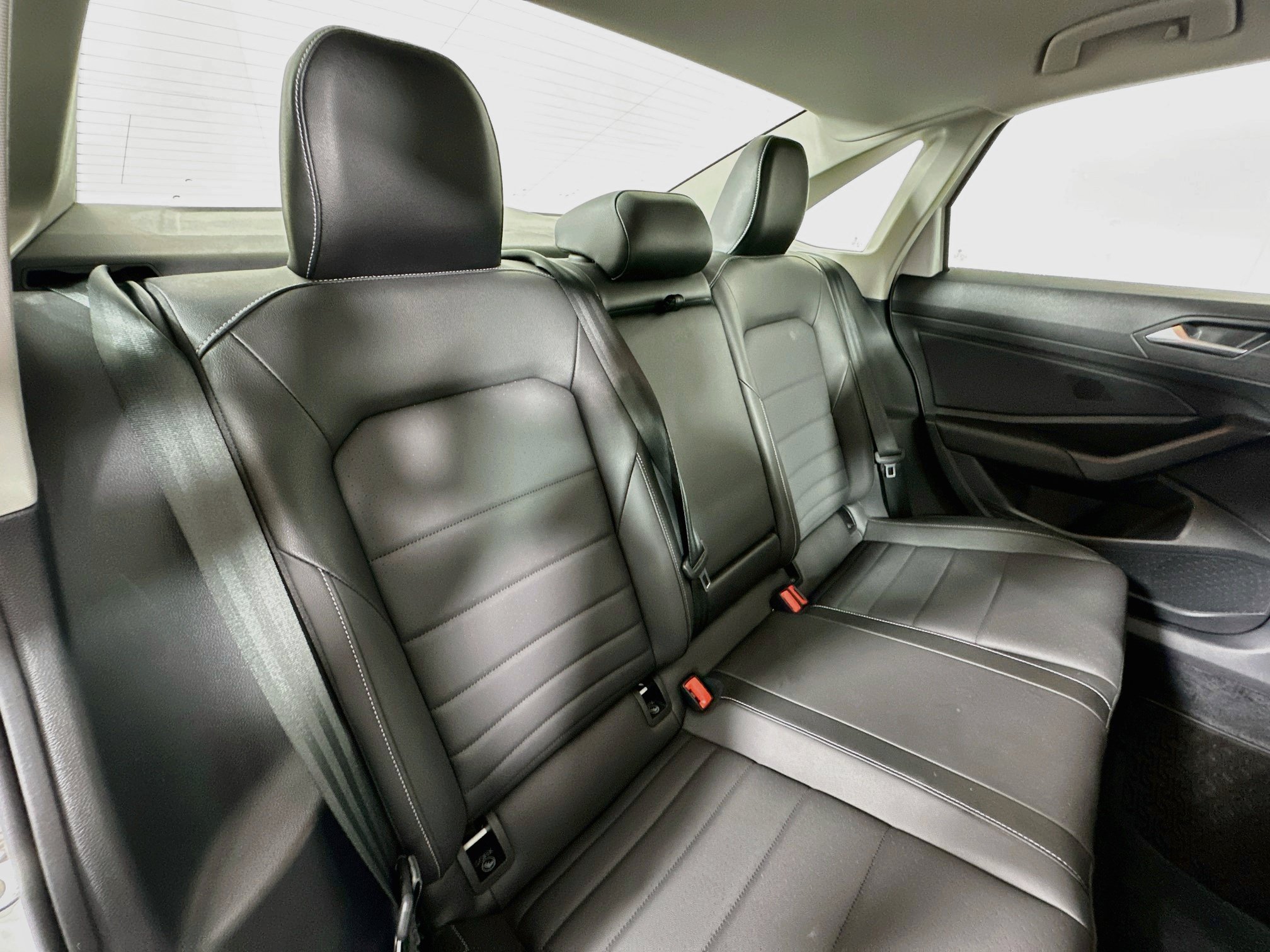 Used 2021 Volkswagen Jetta SEL FWD image 26