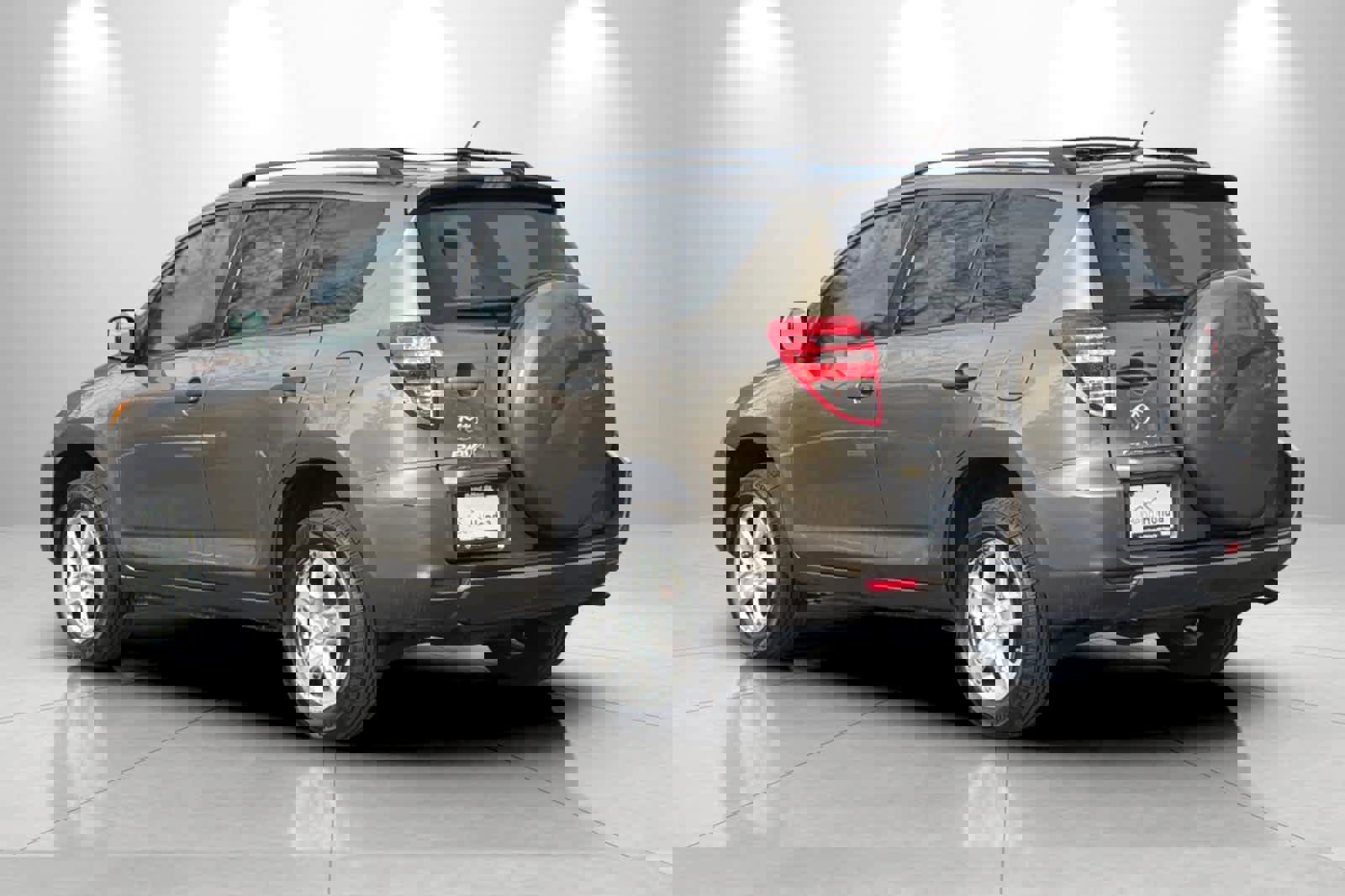 Used 2011 Toyota RAV4 4WD image 6