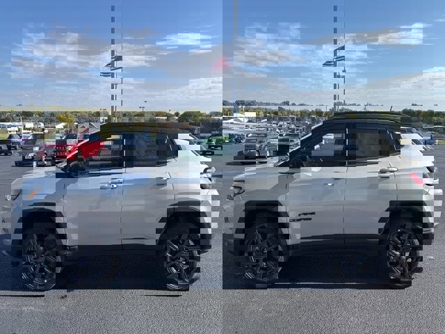 New 2026 Jeep Compass Limited image 5