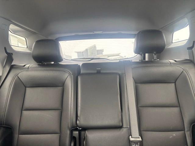 Used 2023 GMC Terrain SLT w/ Elevation Edition image 12