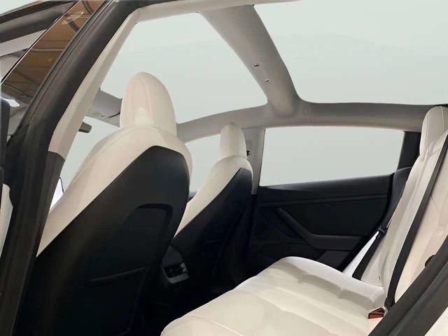 Used 2021 Tesla Model 3 Standard Range Plus RWD image 35