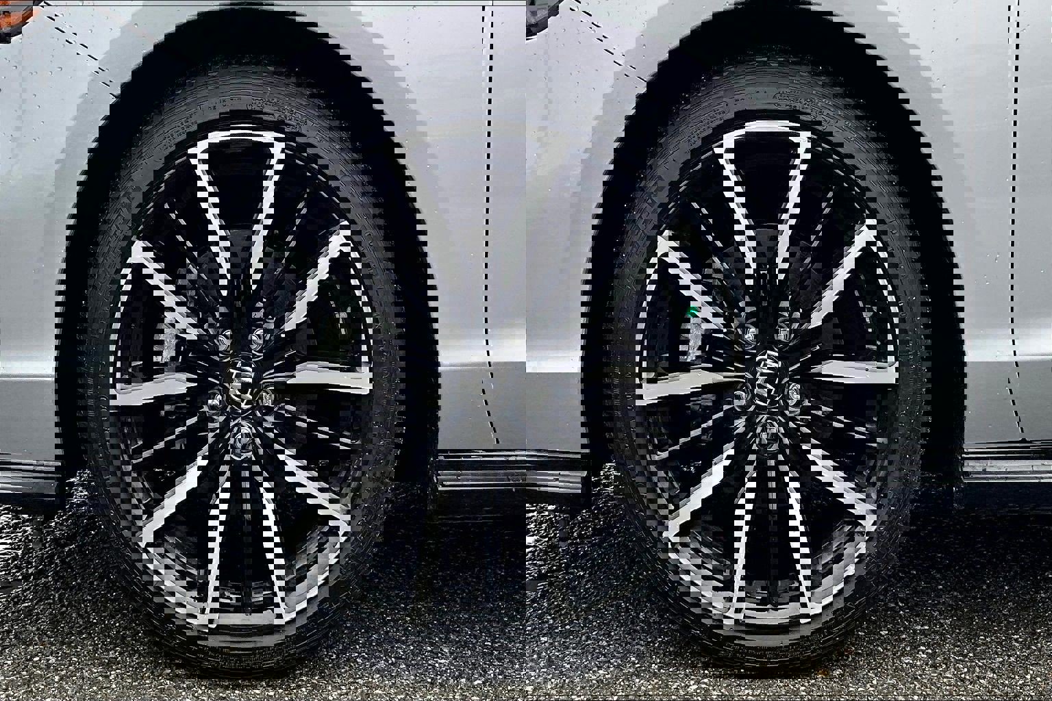 Certified 2025 Honda Accord Touring image 8