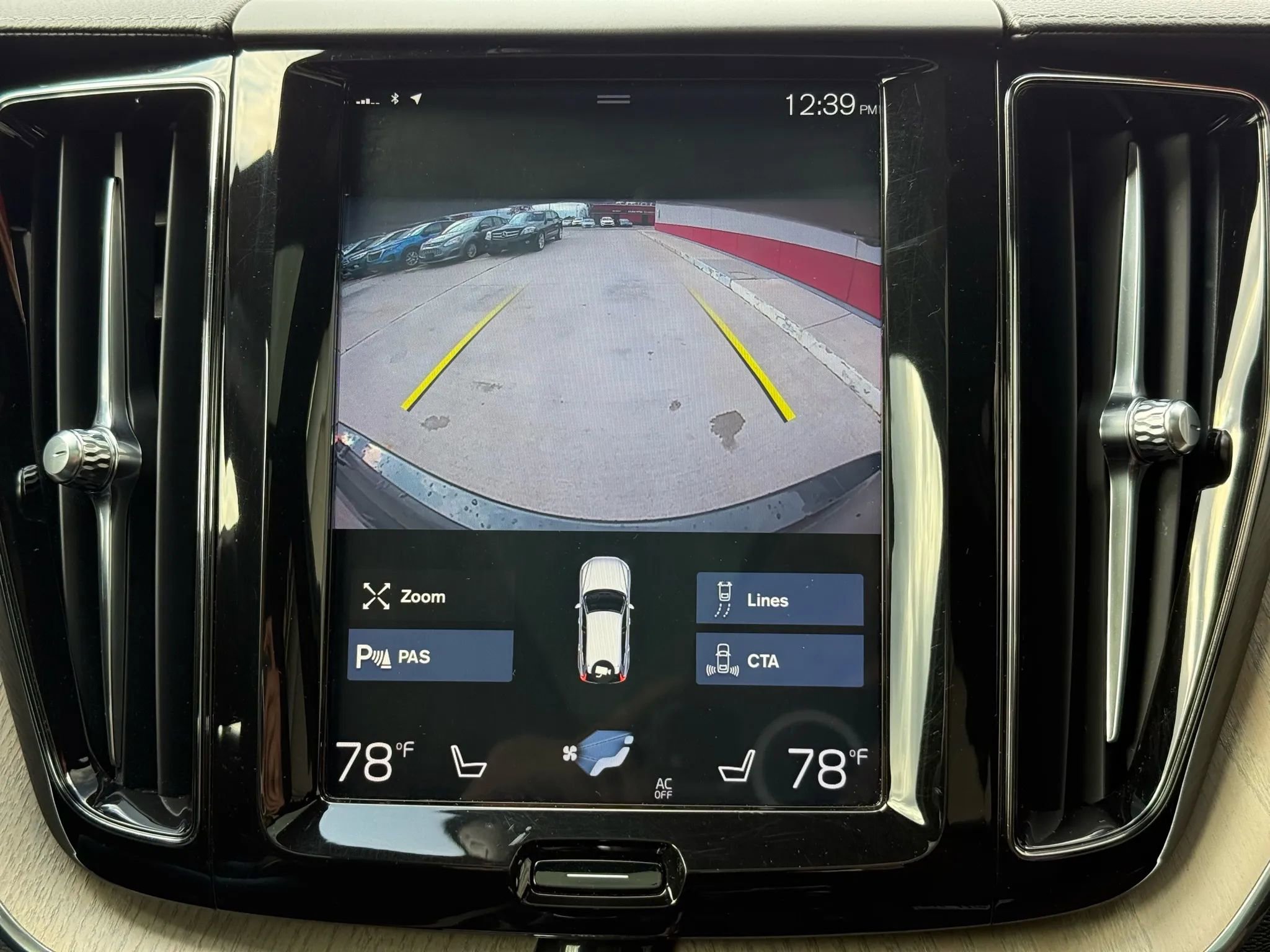 Used 2020 Volvo XC60 T5 Inscription image 22