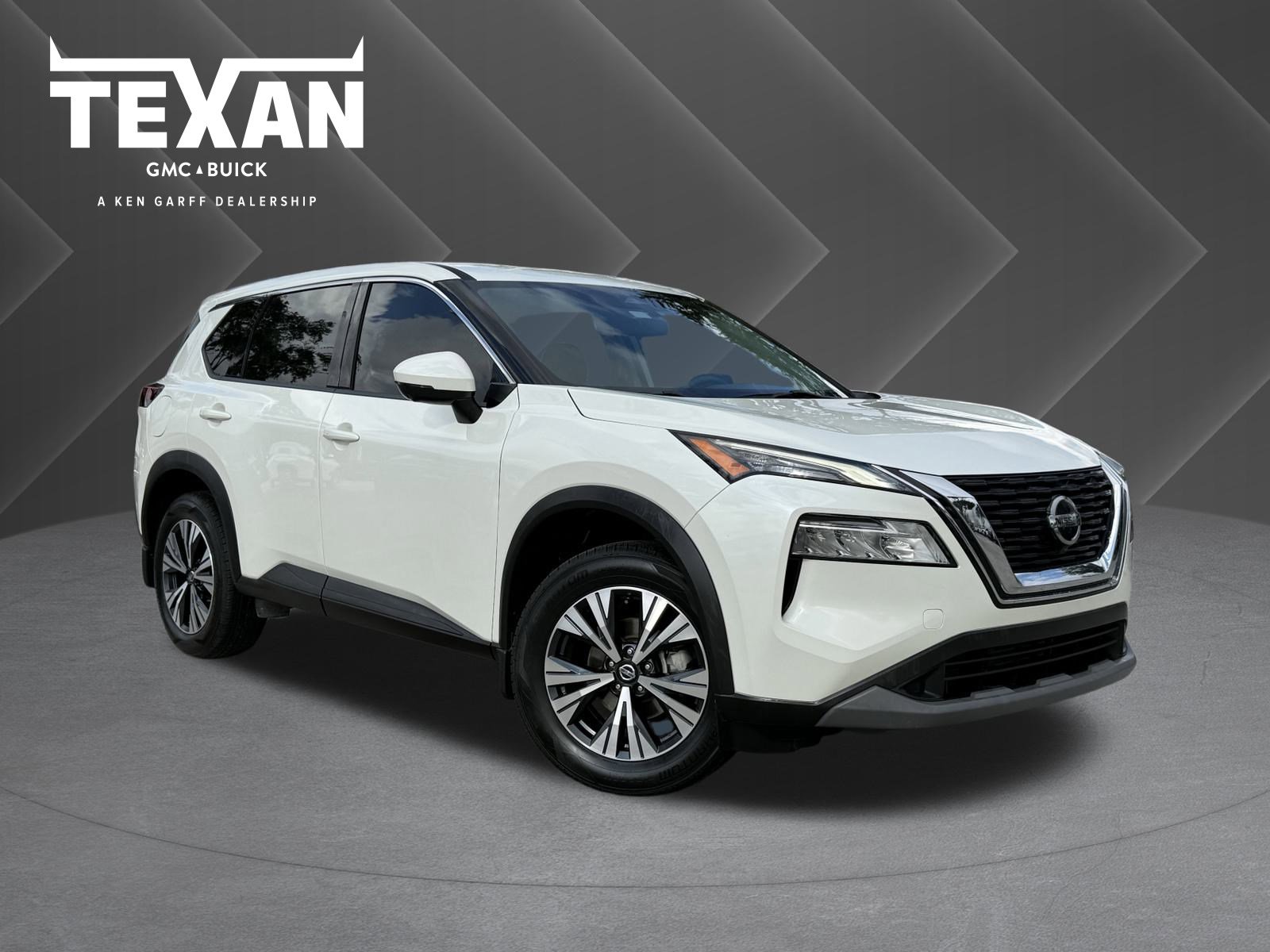 Used 2021 Nissan Rogue SV video 1