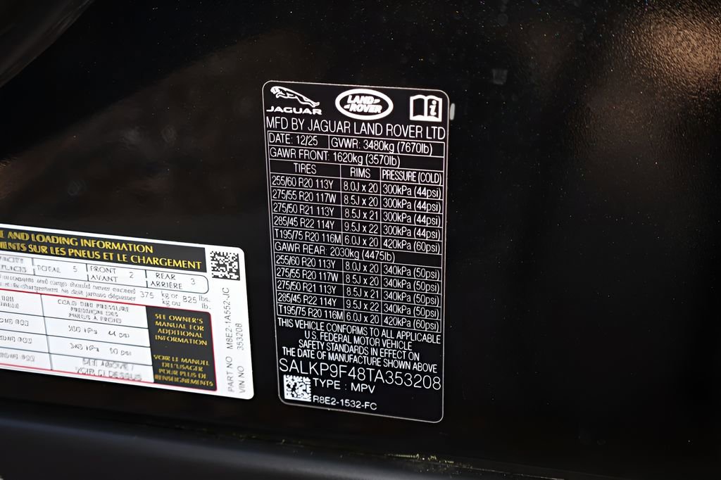 New 2026 Land Rover Range Rover SE image 28