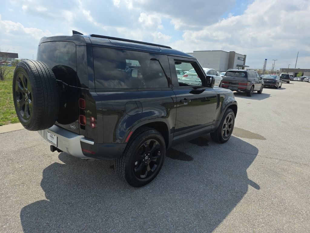 Used 2023 Land Rover Defender 90 S AWD/4WD image 5