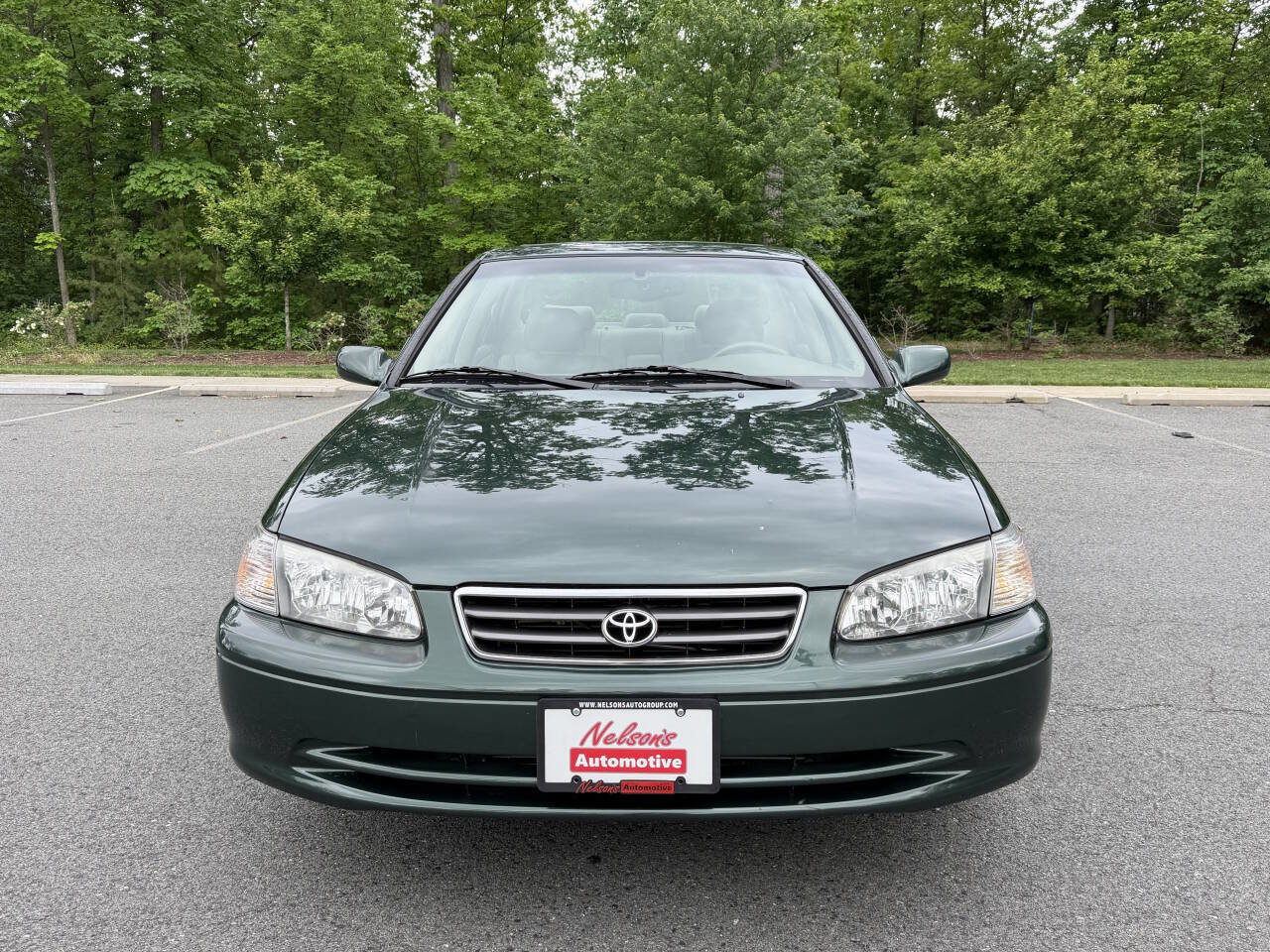 Used 2000 Toyota Camry XLE FWD image 9