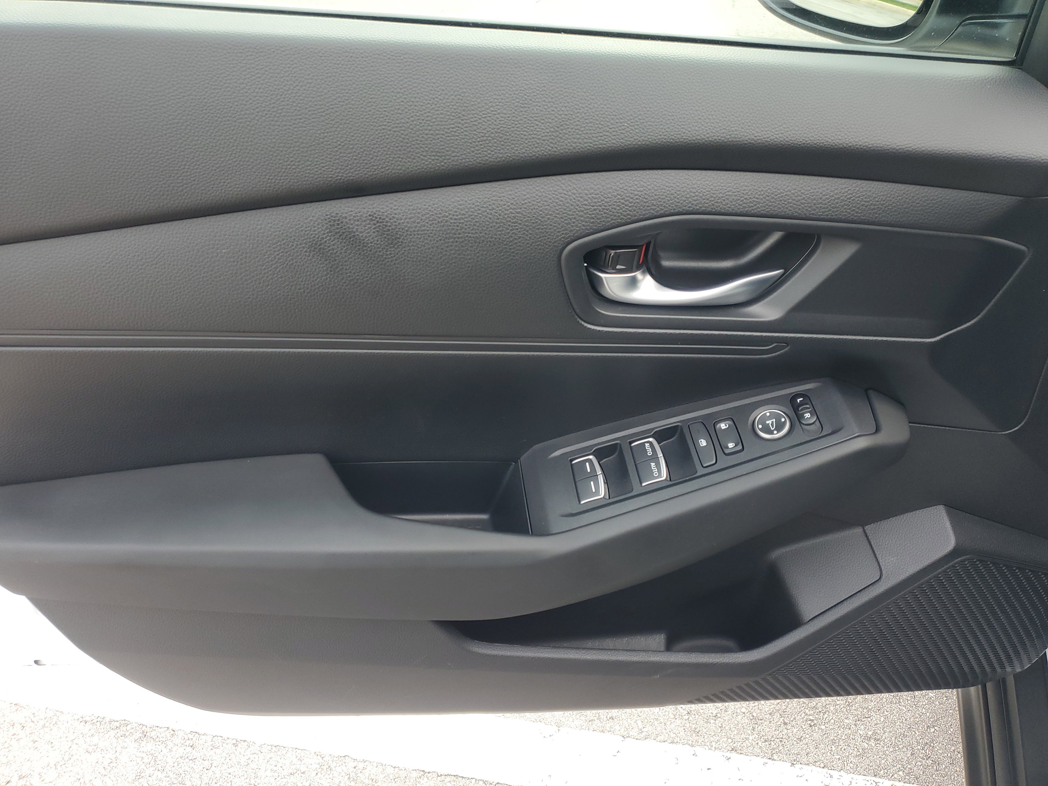 Used 2025 Honda Accord LX image 30