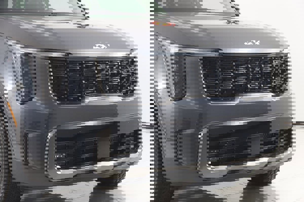 Used 2024 Kia Sorento X-Line EX image 44