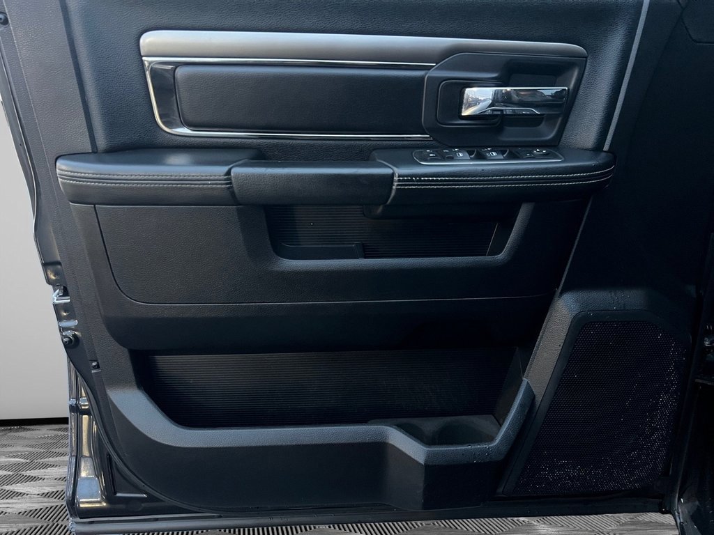 Used 2015 RAM 1500 Sport image 23