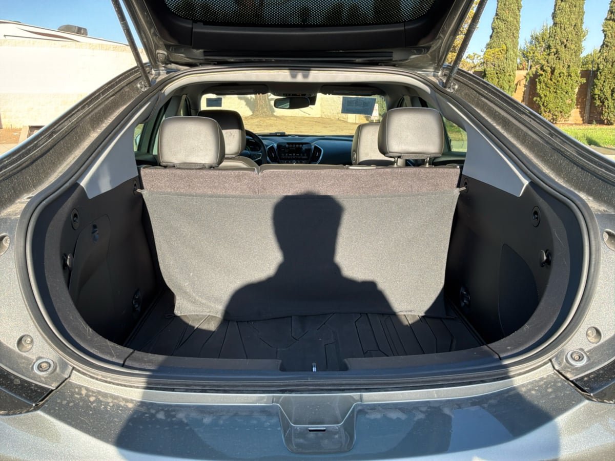 Used 2017 Chevrolet Volt Premier w/ Driver Confidence II Package FWD image 22