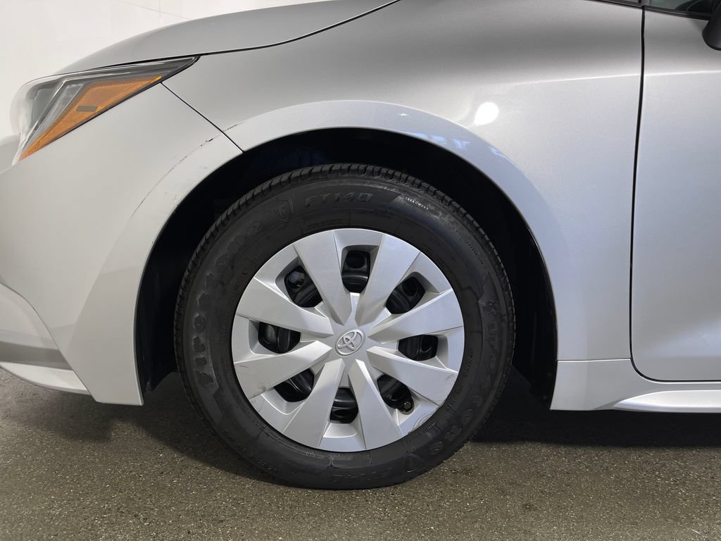 Certified 2022 Toyota Corolla L FWD image 11