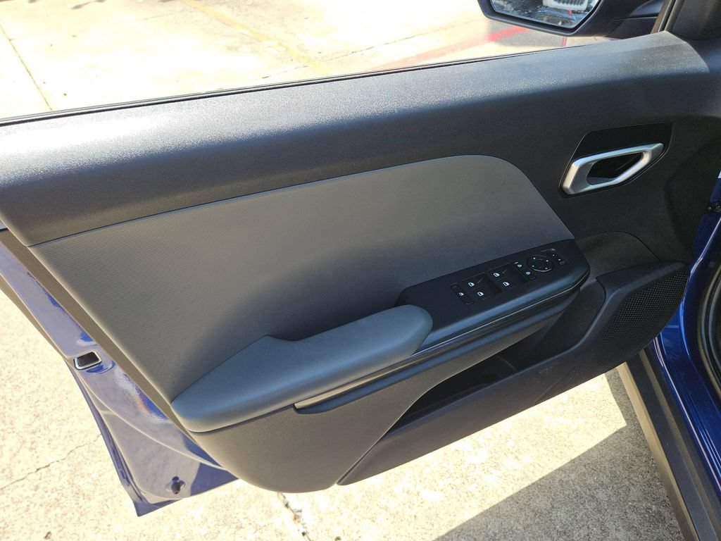 Used 2025 Kia K4 FWD image 11