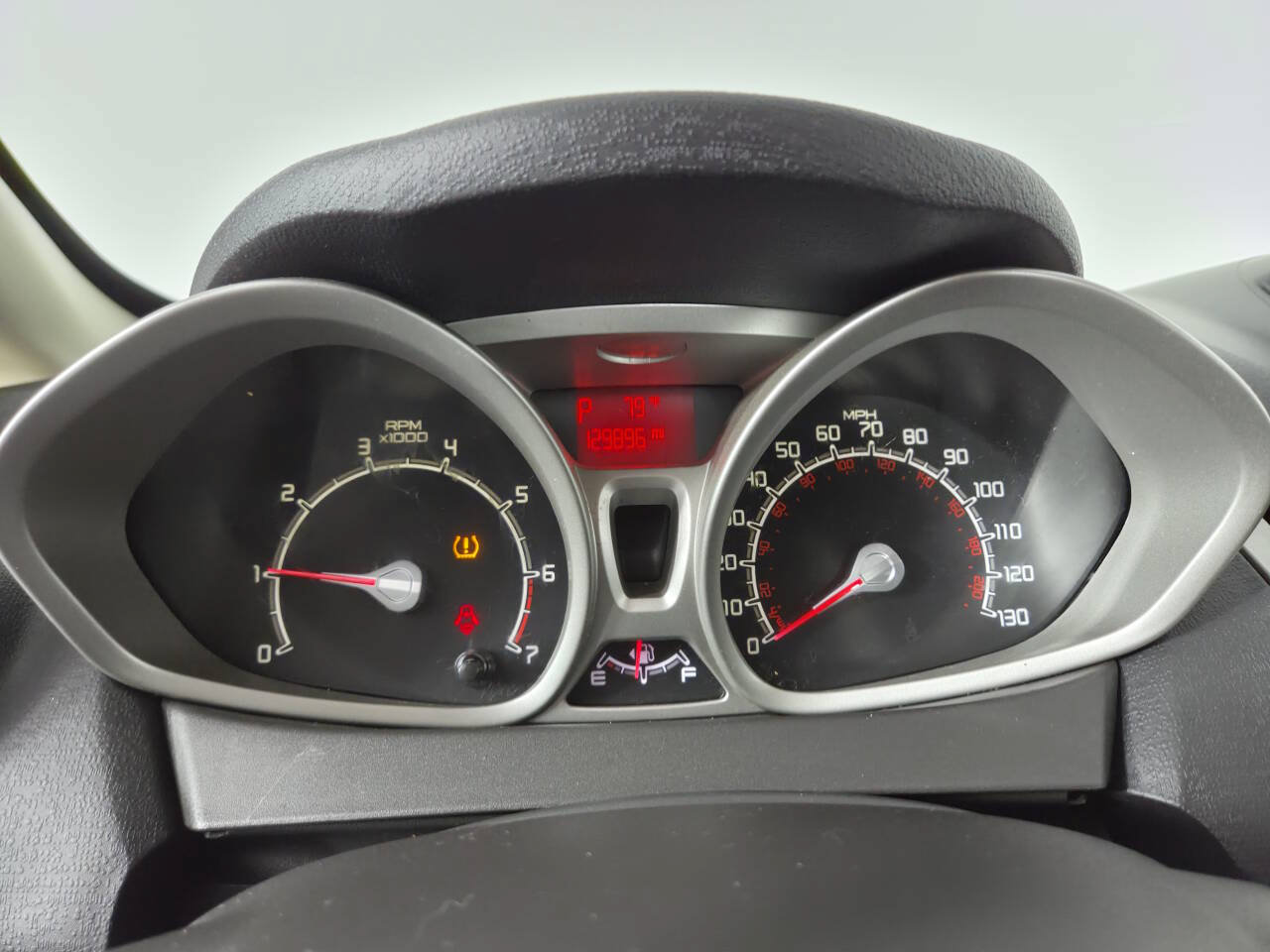 Used 2012 Ford Fiesta SE w/ Super Fuel Economy Pkg FWD image 27