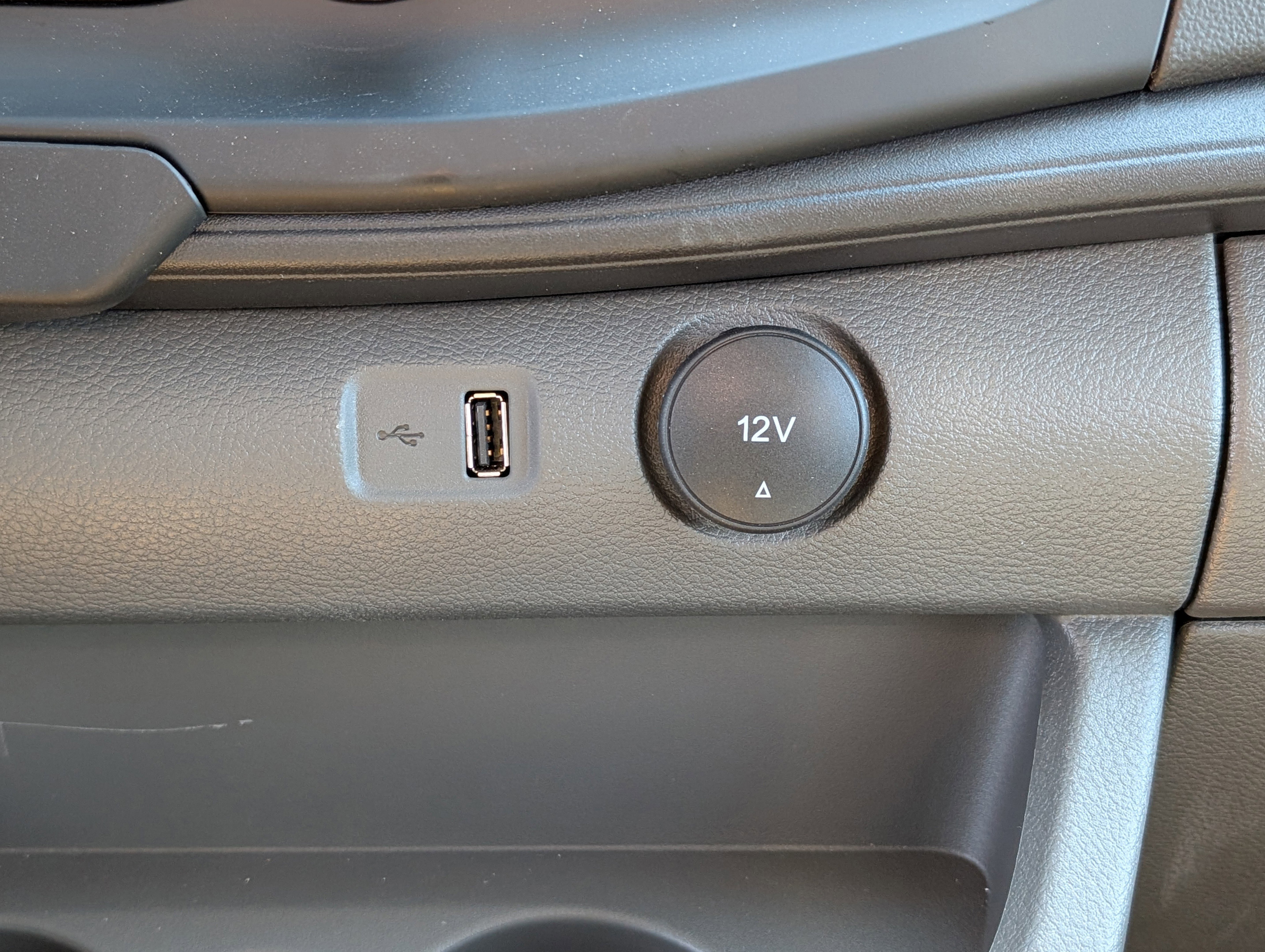 New 2025 Ford Transit 350 w/ Interior Upgrade Package image 23