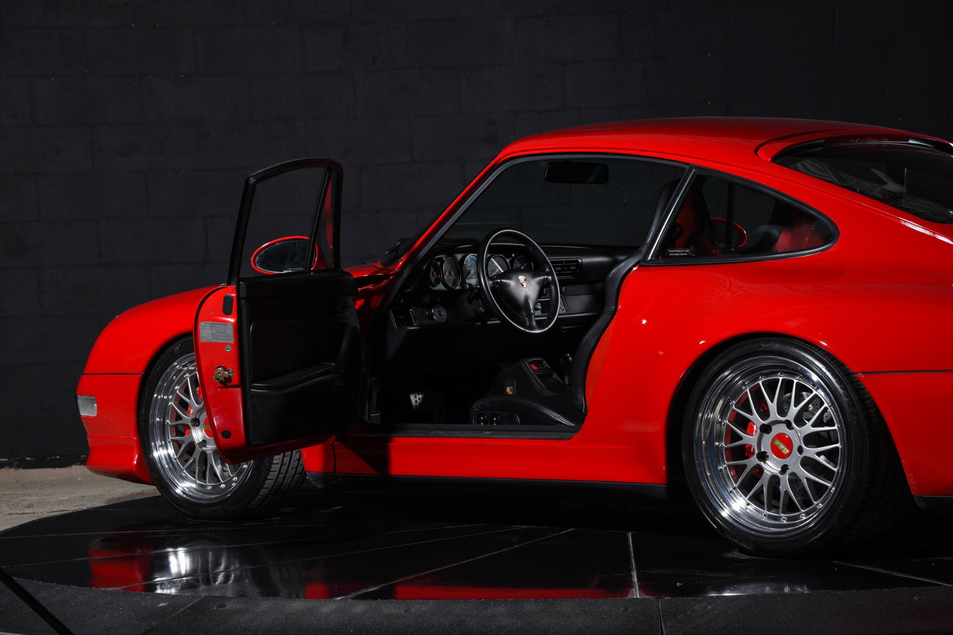 Used 1998 Porsche 911 Carrera S image 18