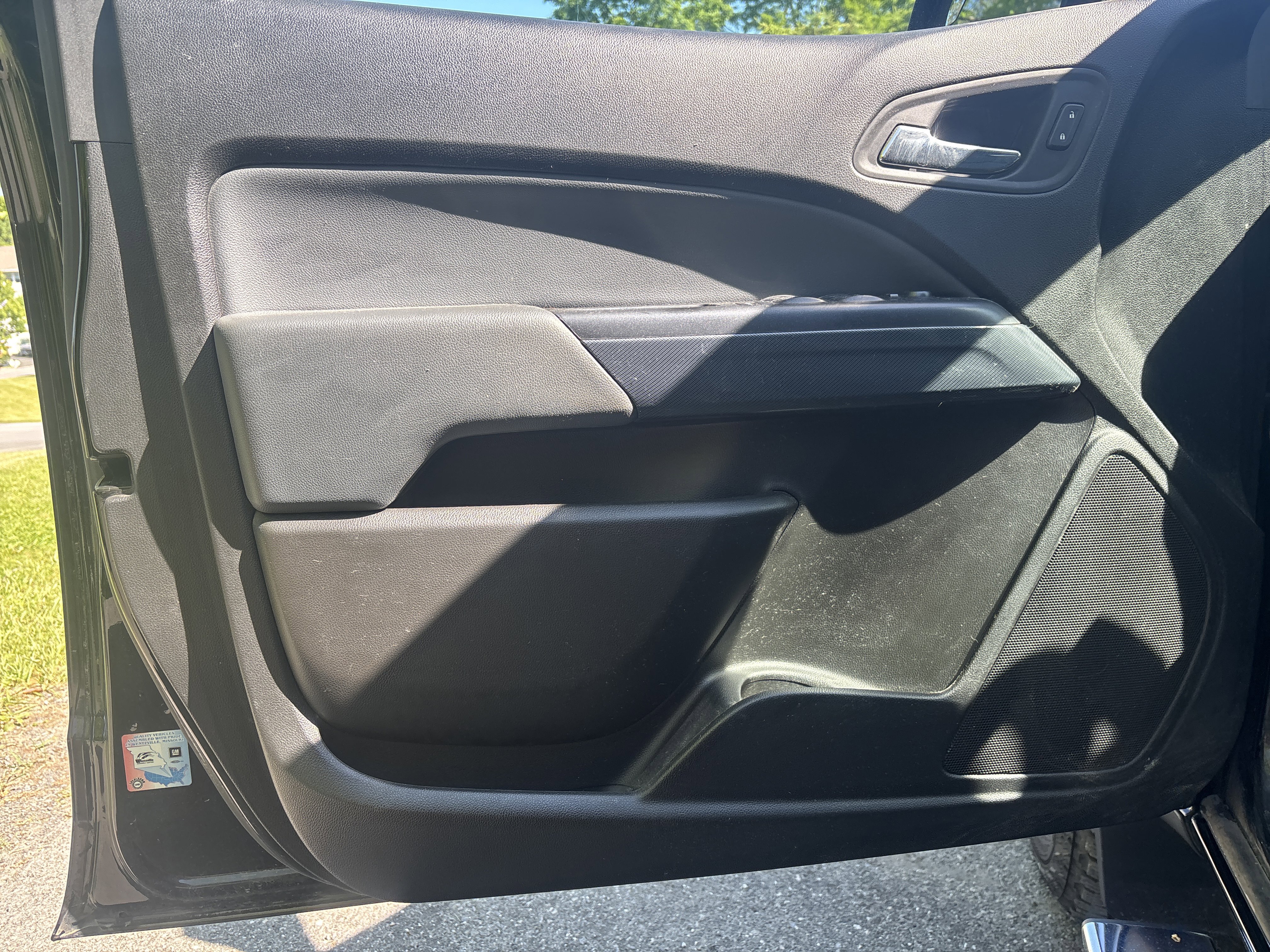 Used 2020 Chevrolet Colorado Z71 AWD/4WD image 16