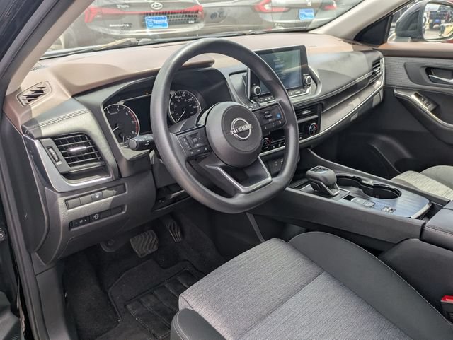 Used 2023 Nissan Rogue SV FWD image 33