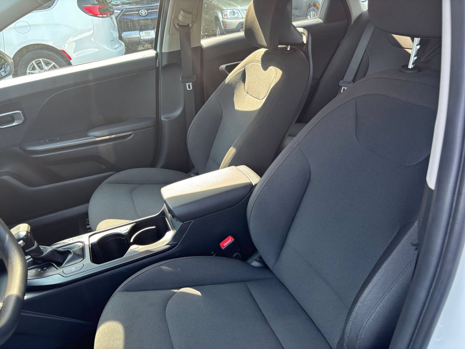 Used 2026 Kia K4 FWD image 32