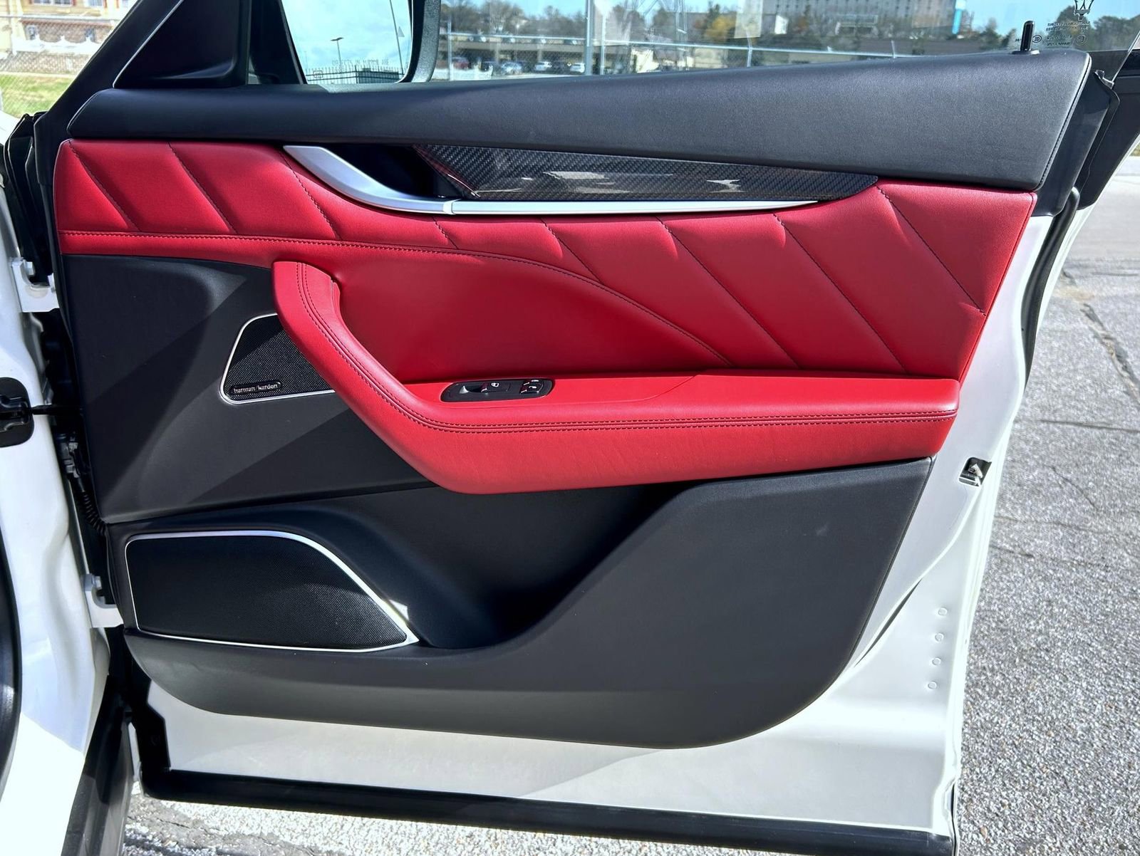 Used 2022 Maserati Levante Modena S image 16