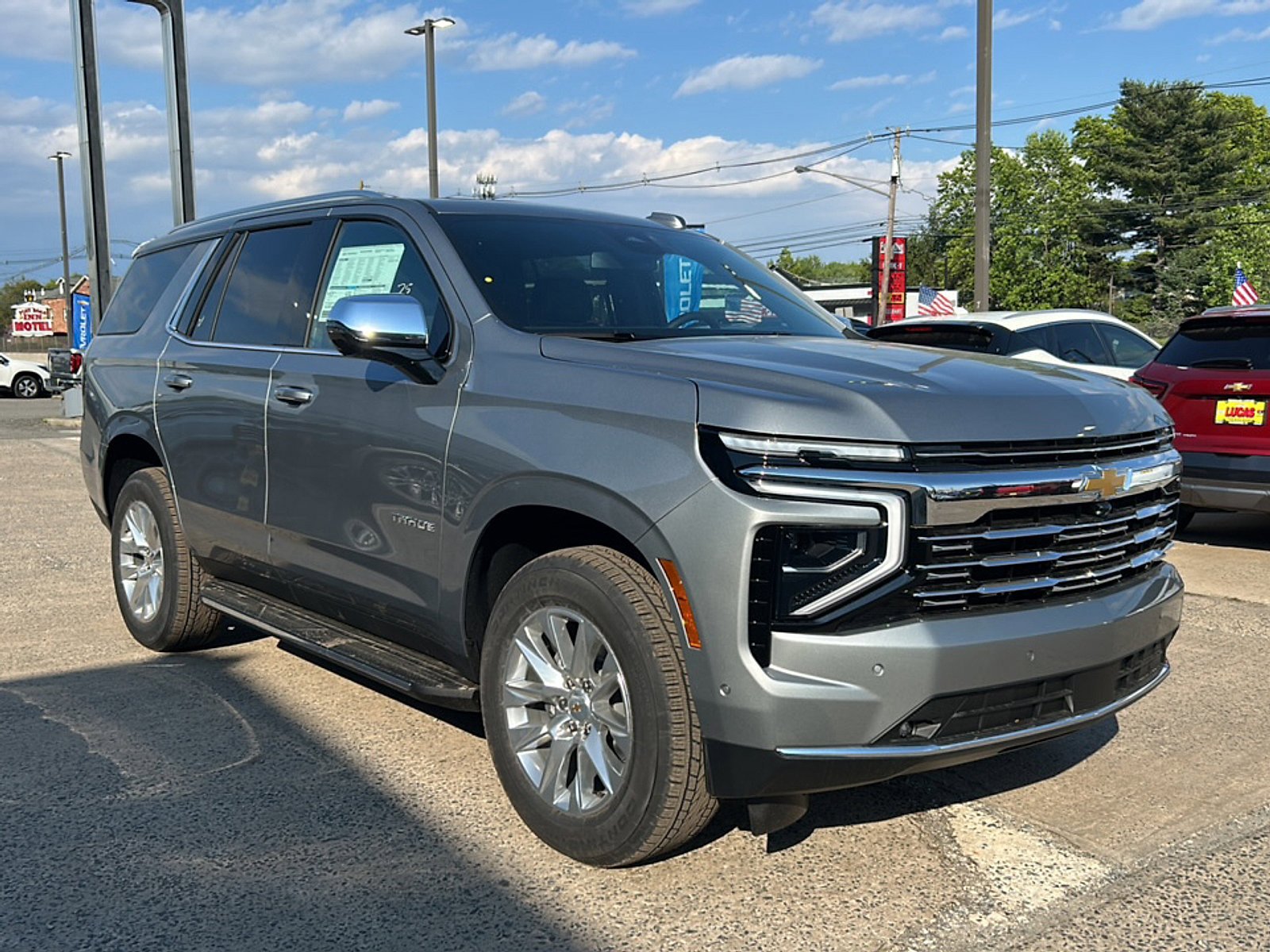 New 2026 Chevrolet Tahoe Premier w/ Sun And Tow Package AWD/4WD image 5