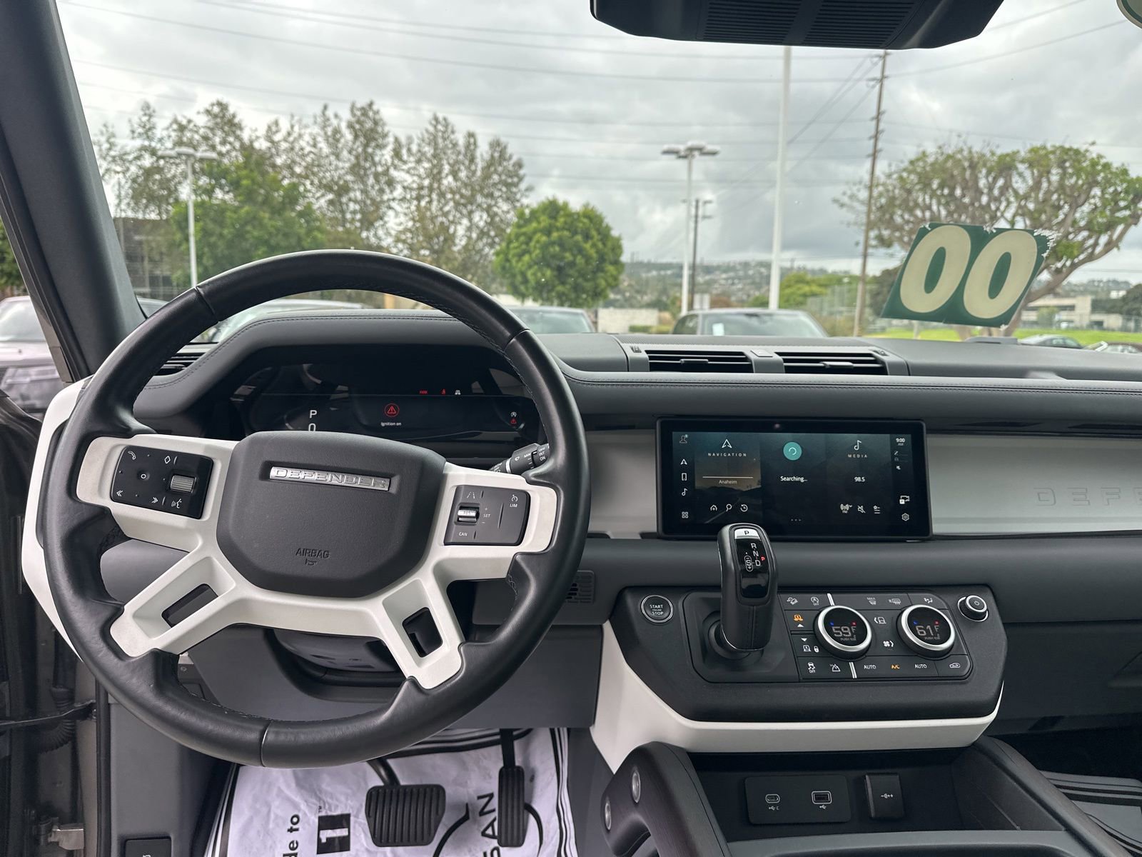 Certified 2023 Land Rover Defender 110 SE AWD/4WD image 17