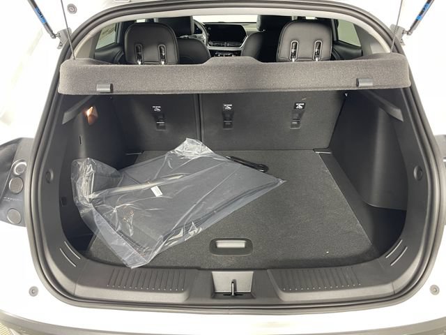 New 2026 Chevrolet Trax LT w/ Driver Confidence Package FWD image 15