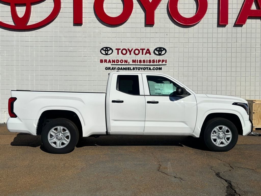 New 2025 Toyota Tundra SR
