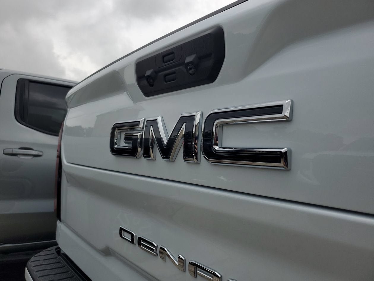 New 2026 GMC Sierra 3500 Denali Ultimate AWD/4WD image 7